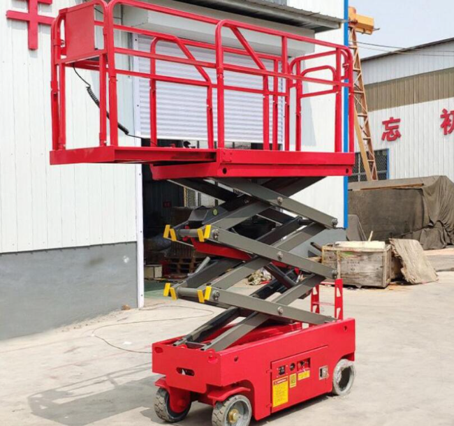 巩留移动剪叉式升降机