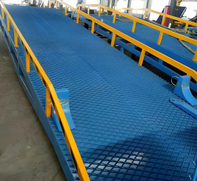 巩留移动式液压登车桥